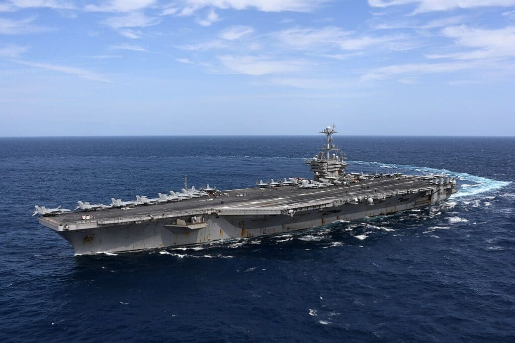USS Truman arriva a Trieste
