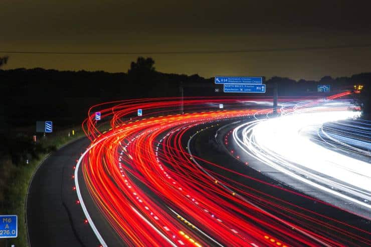 Traffico in autostrada (Pixabay foto) - www.managementcue.it